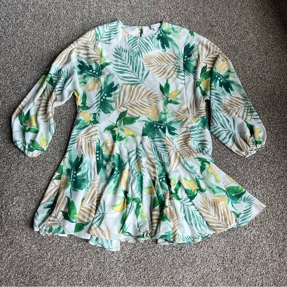 Gianni Bini Tropical Palm Leaf Print Flowing Mini Dress, Size Small - Picture 2 of 11